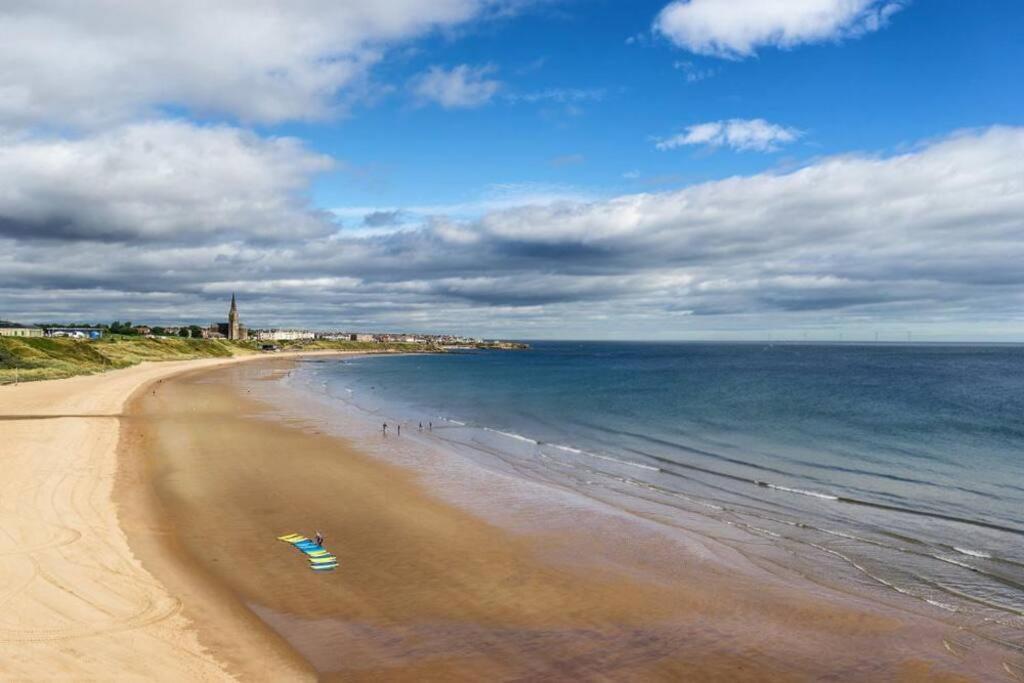 Hightide Seaside Apartment With Beach & Spanish City Views Whitley Bay Eksteriør billede