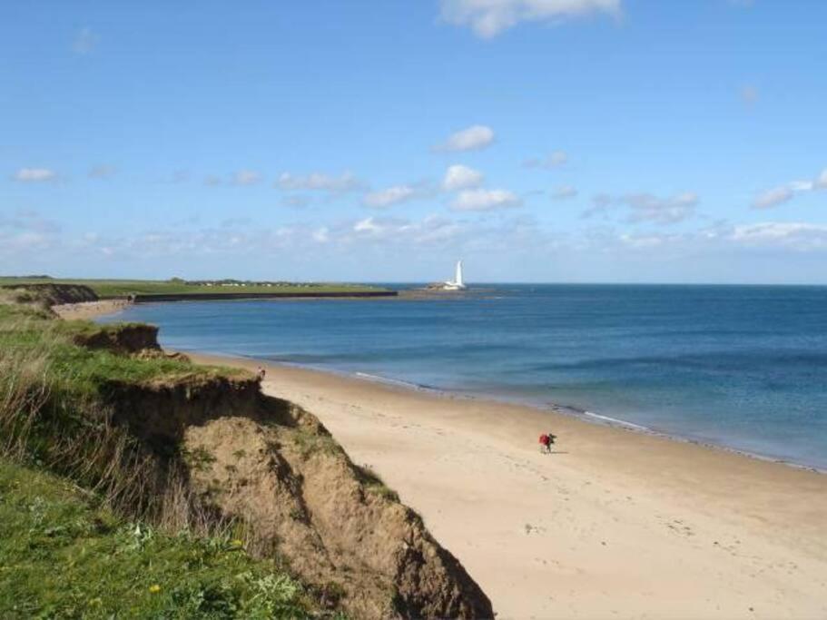 Hightide Seaside Apartment With Beach & Spanish City Views Whitley Bay Eksteriør billede